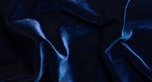 Dunkle Kleider - bluu - Die Waschsensation